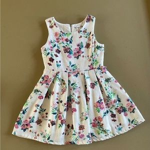 Off-white floral girls dress, size 7.